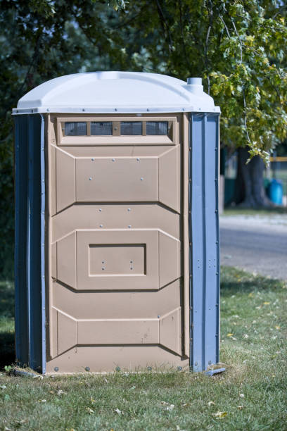 Best Porta potty rental near me  in Planada, CA